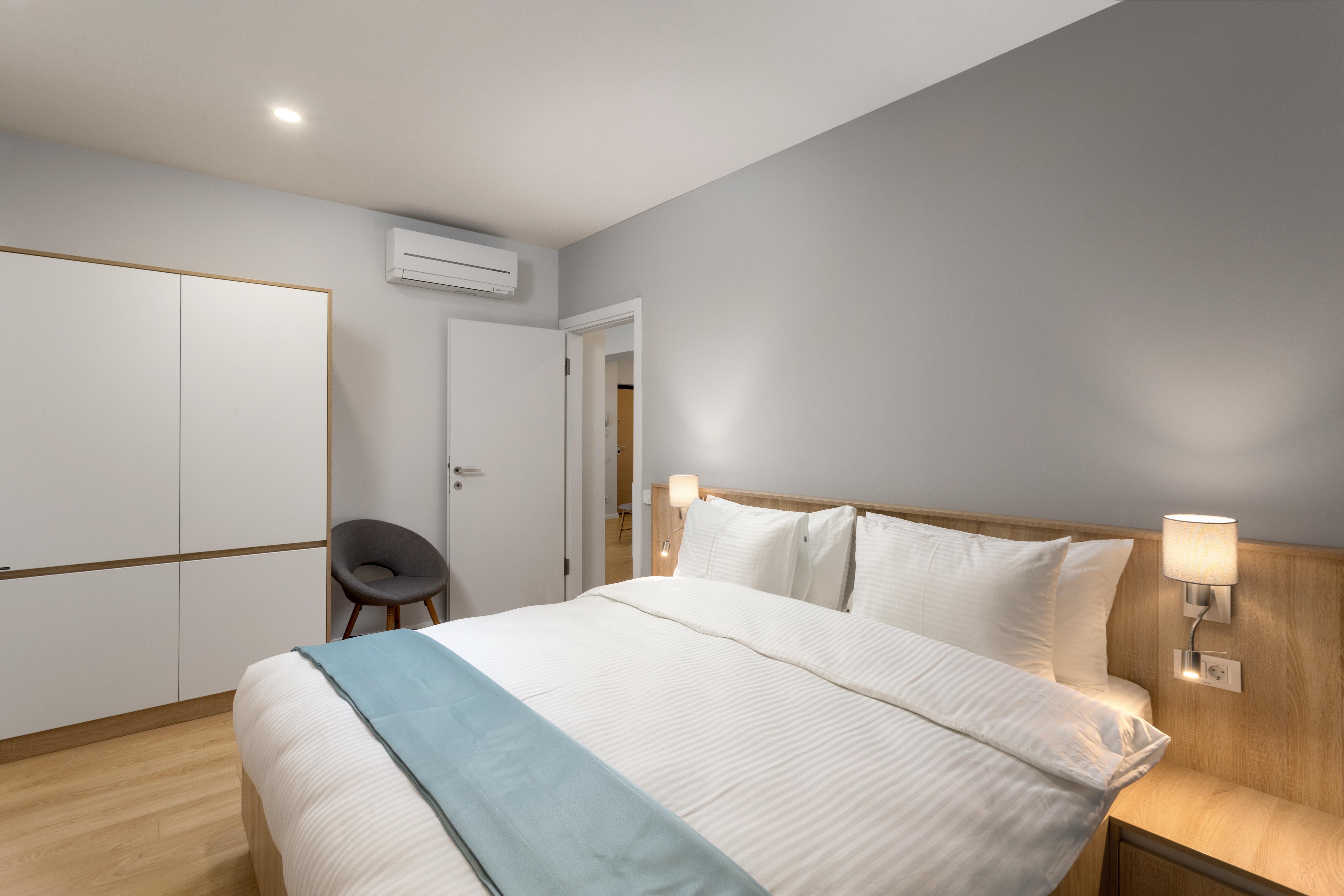 Athina Suites Hotel Boekarest Buitenkant foto